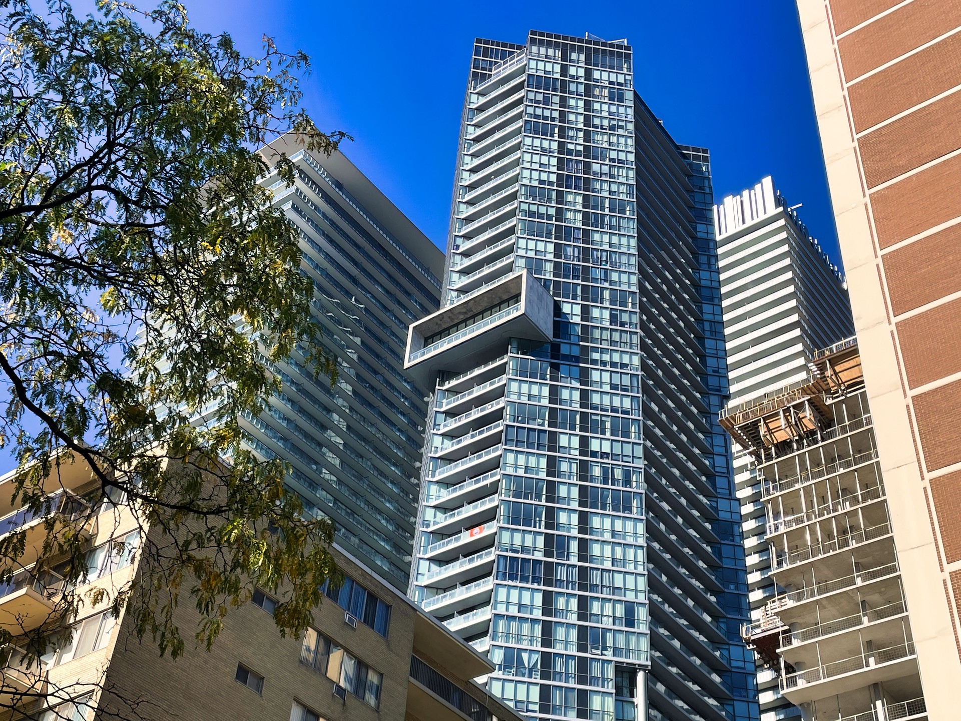 Toronto real estate apartment building